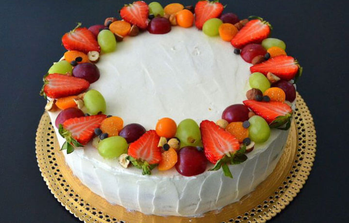 dekor-torta-fruktami